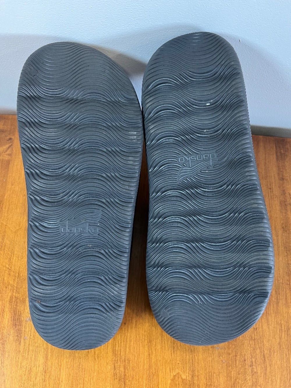 Dansko Devyn Recovery Slide Sandals sz 42 Lightweight Support Comfort - Picture 8 of 16